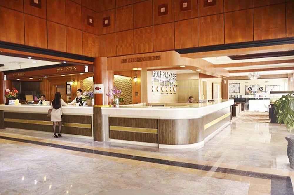 Formosa Hotel Batam Exterior foto