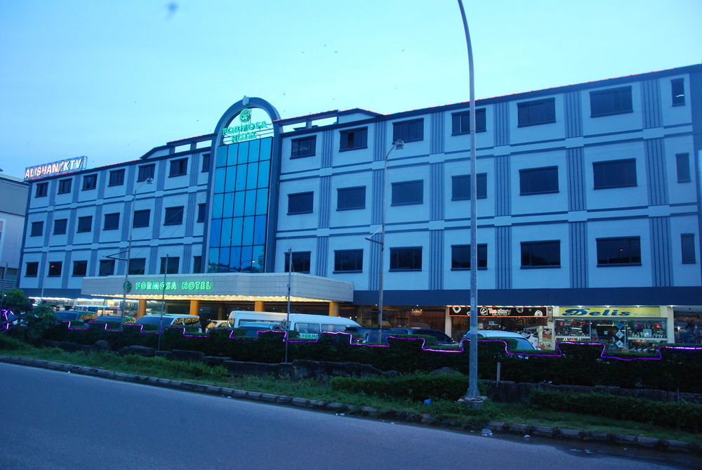 Formosa Hotel Batam Exterior foto